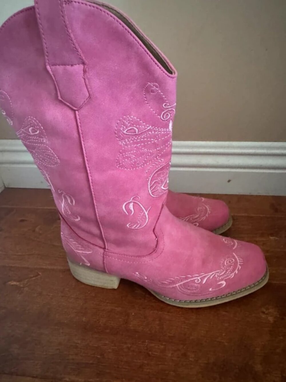 Pink cowboy boots girls size 7